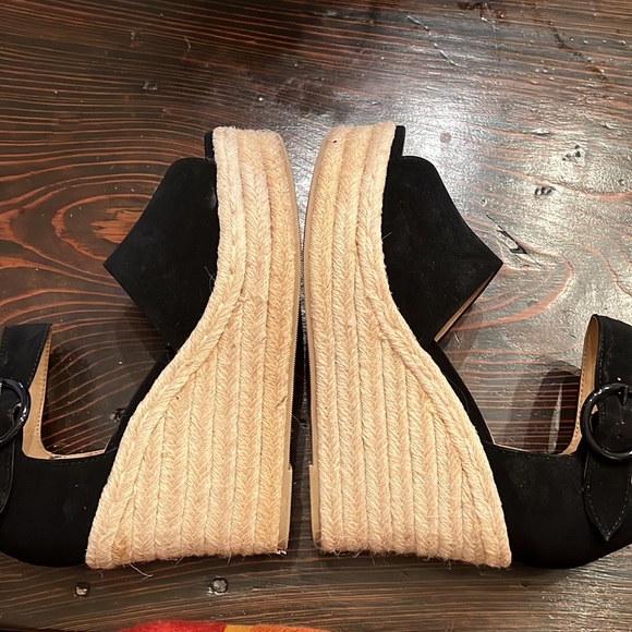 Soda Fabia Wedge Sandals - Picture 5 of 8